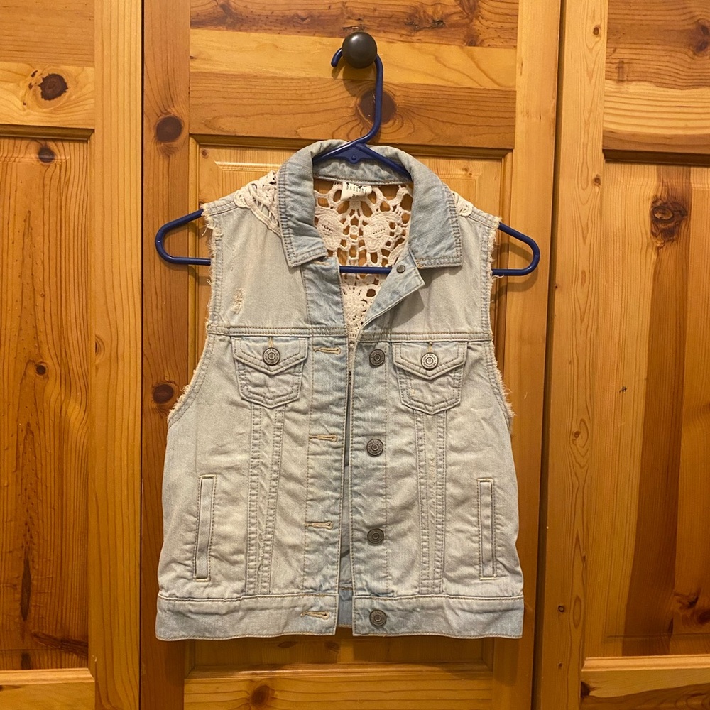 Cropped Denim Vest